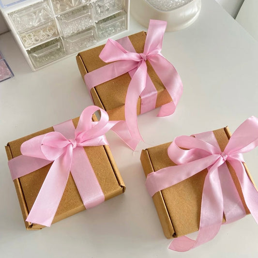 Ribbon on the box