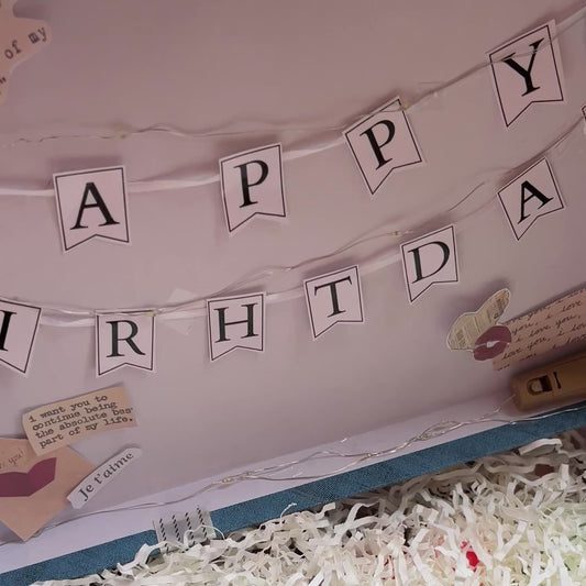Banner & Fairy Light Packaging